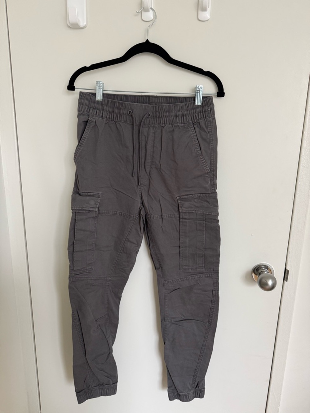 H&M Cargo Joggers in Charcoal Gray